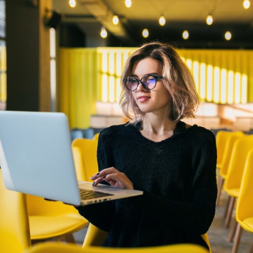 women-using-laptop